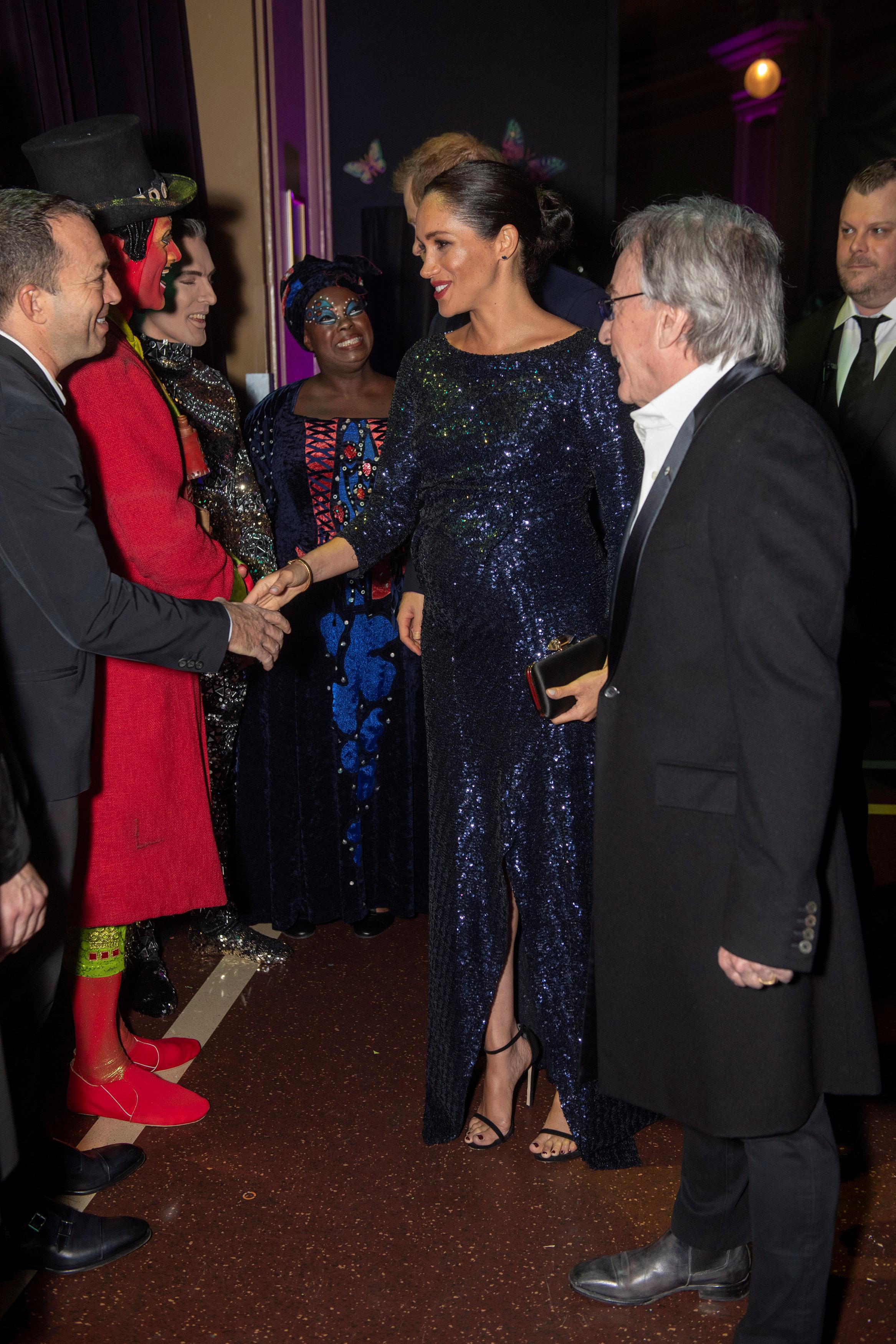 Prens Harry'nin tavırları olay oldu - 2