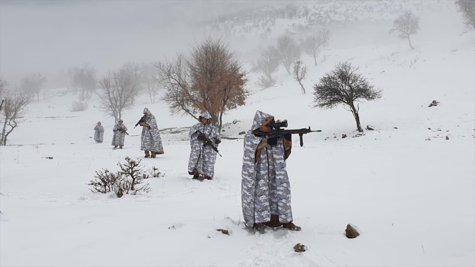Diyarbakır'da minareye saklanmış esrar bulundu - 9
