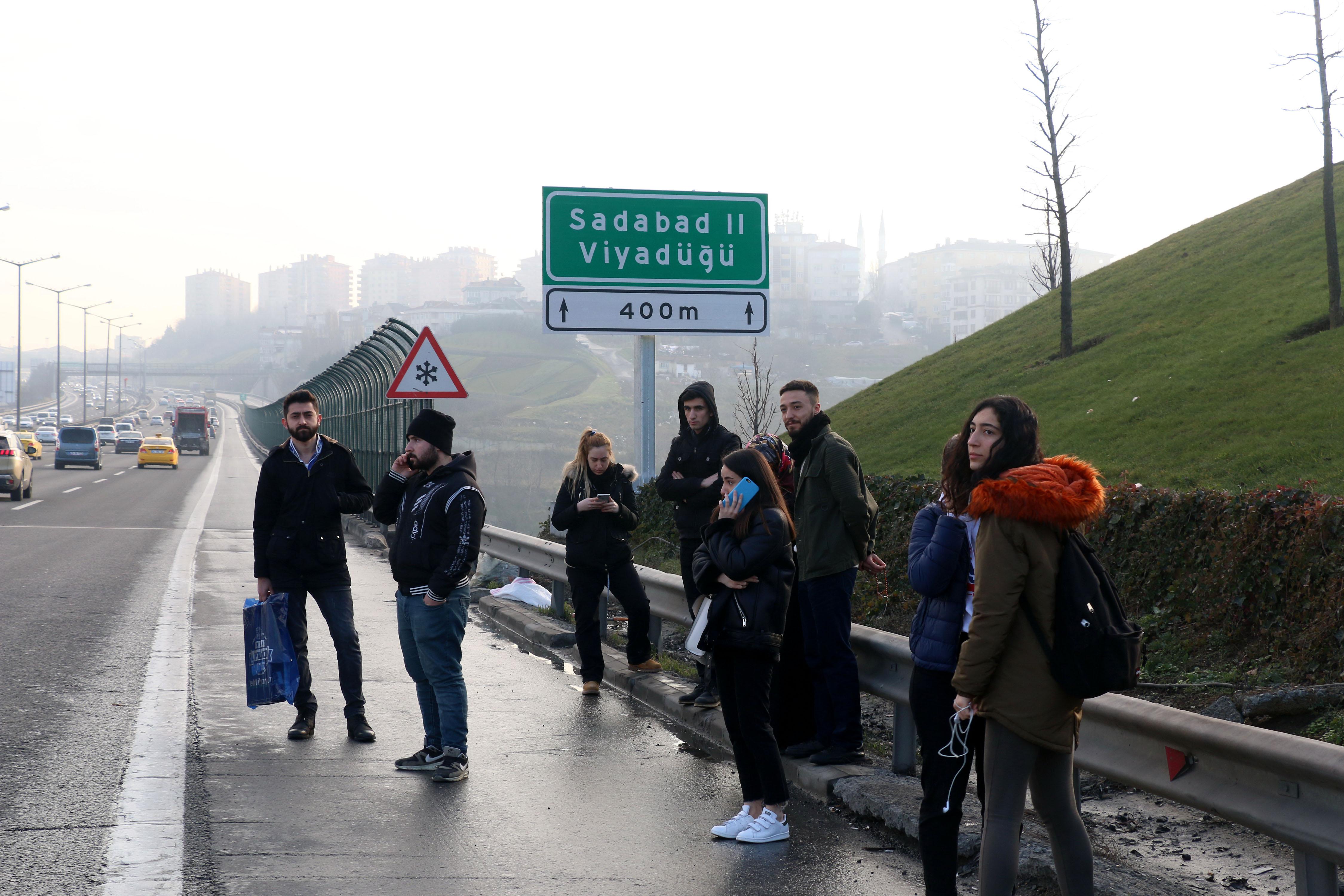 TEM'de 2 katlı özel hal otobüsü yandı - 10