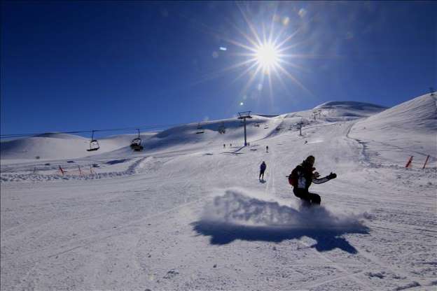 Yarıyıl tatilinde doğunun gözde kayak merkezi Hesarek - 7