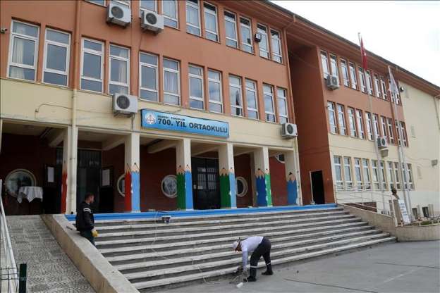 Denetimli serbestlik yükümlüsü mahkumlar okulları yeniliyor - 8