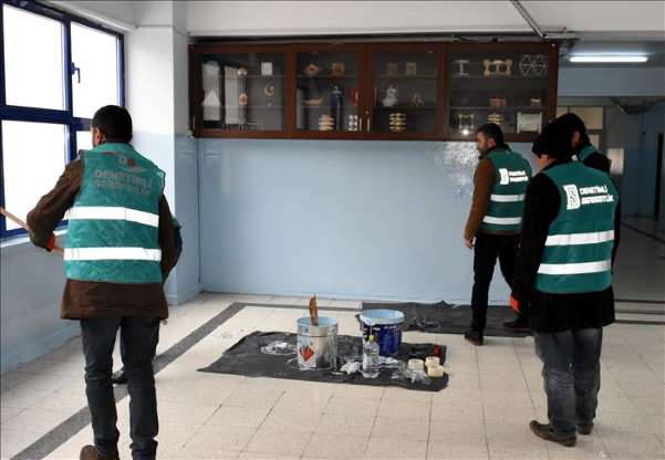 Denetimli serbestlik yükümlüsü mahkumlar okulları yeniliyor - 17