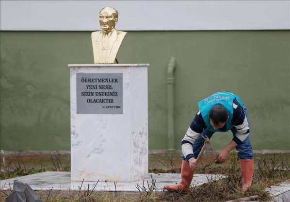 Denetimli serbestlik yükümlüsü mahkumlar okulları yeniliyor - 19
