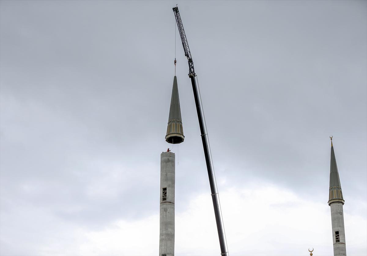 Taksim Cami minareleri tamamlandı - 1