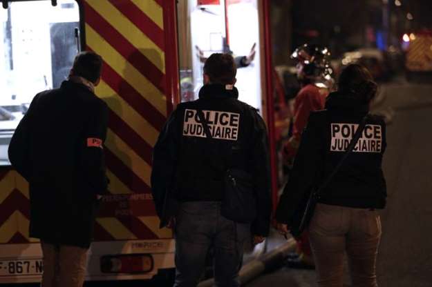 Paris'te yangın meydana geldi, ölü ve yaralılar var - 2