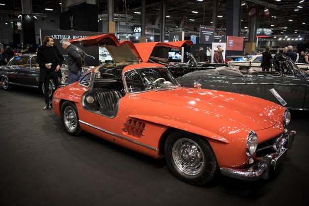 Fransa'daki klasik araç müzayedesinden nostaljik görüntüler - 1