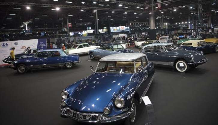 Fransa'daki klasik araç müzayedesinden nostaljik görüntüler - 12