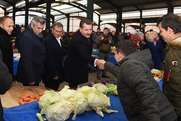 Bigadiç, Yılmaz'ı neferimiz, aslanımız diye bağrına bastı - 944