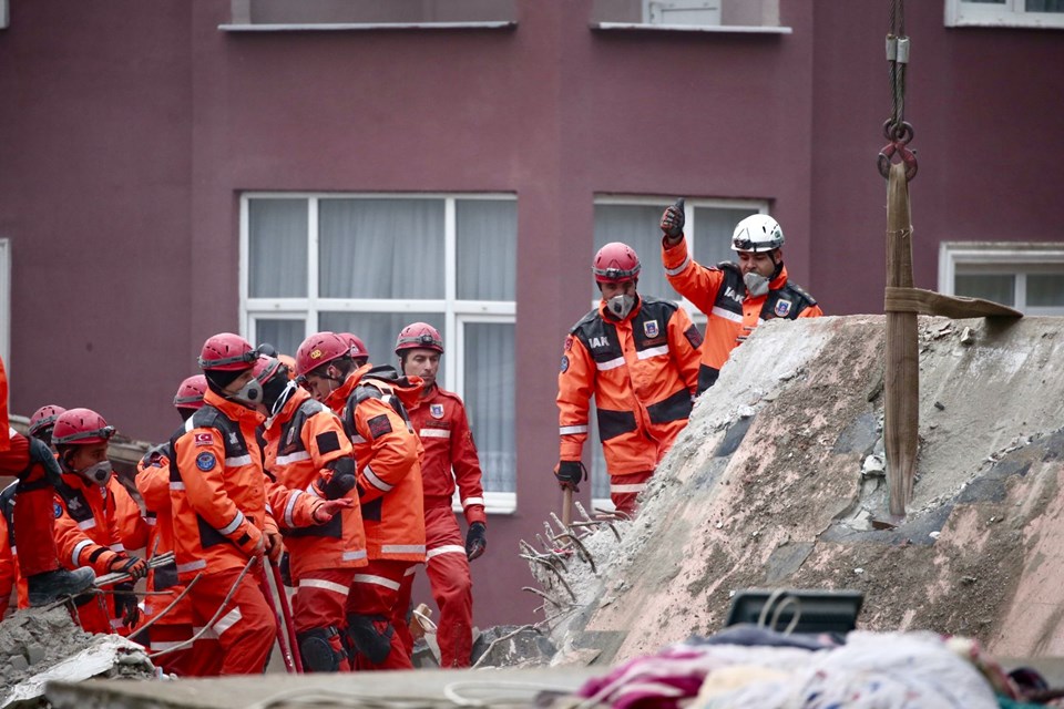 Çöken binadan çıkarılanların kimlikleri açıklandı - 9