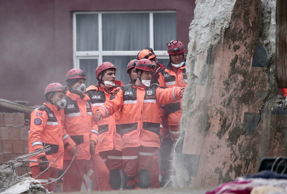 Çöken binadan çıkarılanların kimlikleri açıklandı - 10