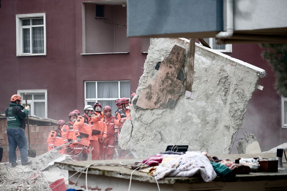 Çöken binadan çıkarılanların kimlikleri açıklandı - 11