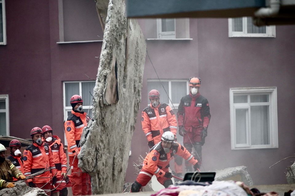 Çöken binadan çıkarılanların kimlikleri açıklandı - 12