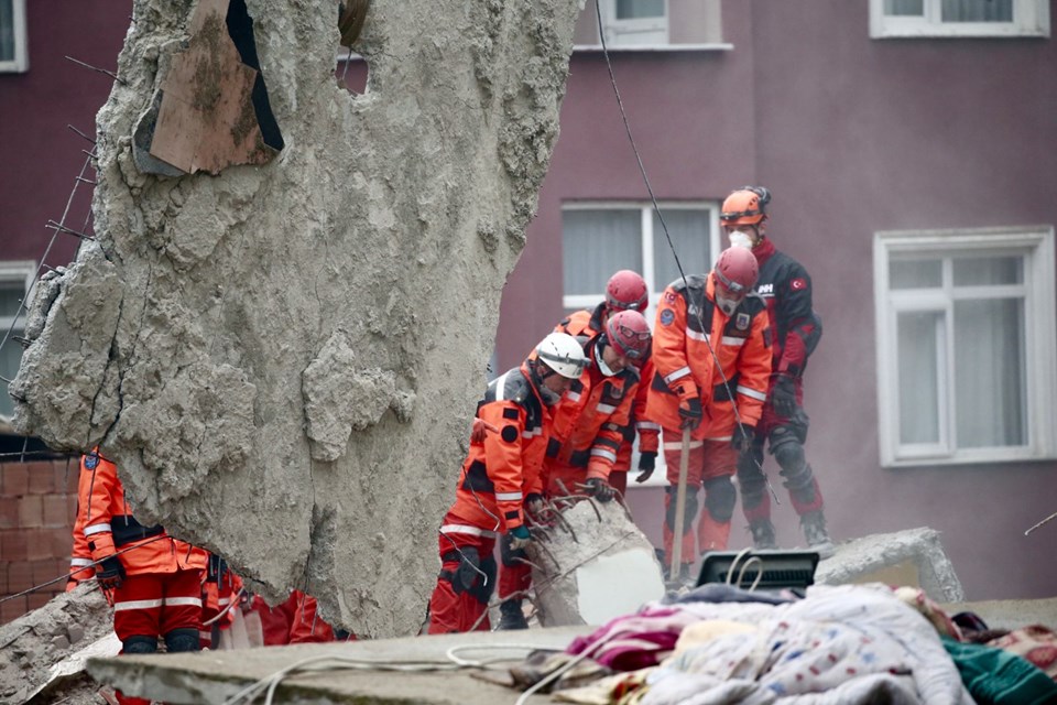 Çöken binadan çıkarılanların kimlikleri açıklandı - 13