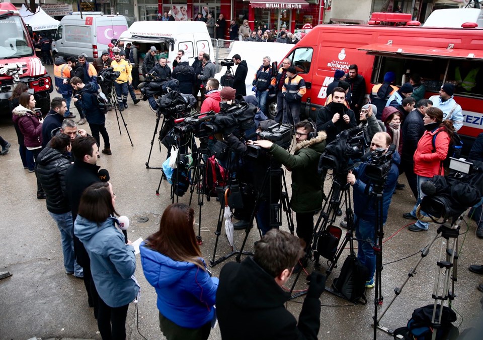 Çöken binadan çıkarılanların kimlikleri açıklandı - 19