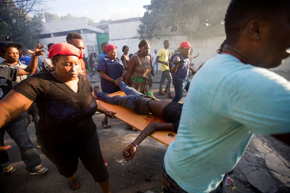 Haiti'de protestoculara sert müdahale: 4 ölü - 55
