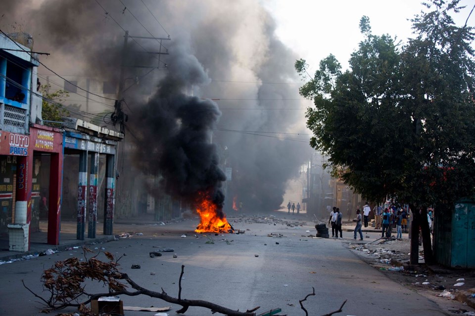 Haiti'de protestoculara sert müdahale: 4 ölü - 68
