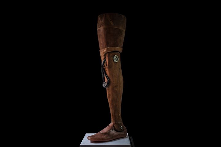 Mayın basan mağdurların protez bacakları sergileniyor - 3