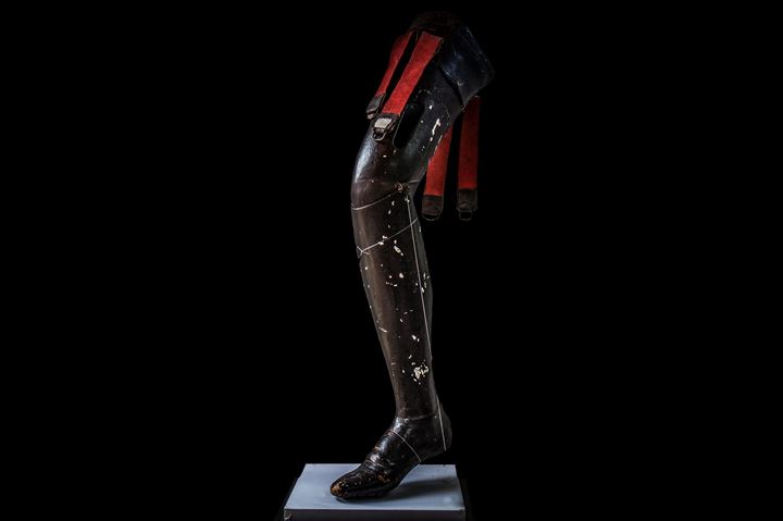 Mayın basan mağdurların protez bacakları sergileniyor - 7