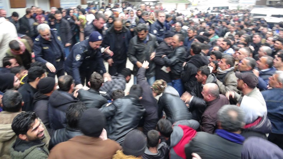 Suriyeliler Avrupa'ya gönderilecek söylentisi izdiham neden oldu - 6