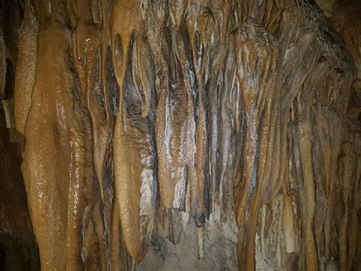 Dağcılar Hakkari'de damlataş mağarası keşfetti. - 1