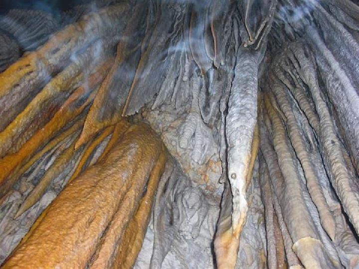 Dağcılar Hakkari'de damlataş mağarası keşfetti. - 4