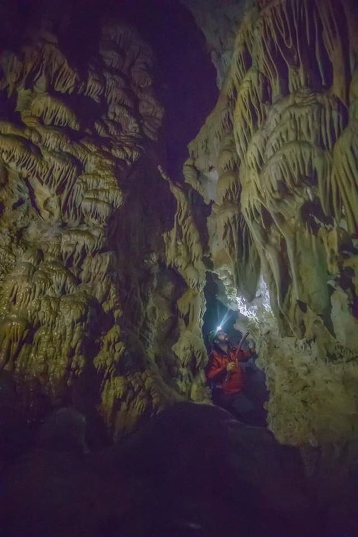 Dağcılar Hakkari'de damlataş mağarası keşfetti. - 10