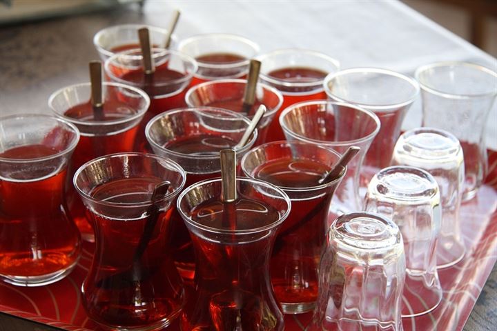 Sıcak çay içenlerde yemek borusu kanseri riski var - 9