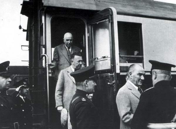 Tarih'te bugün: 21 Şubat'ta olan önemli olaylar - 2