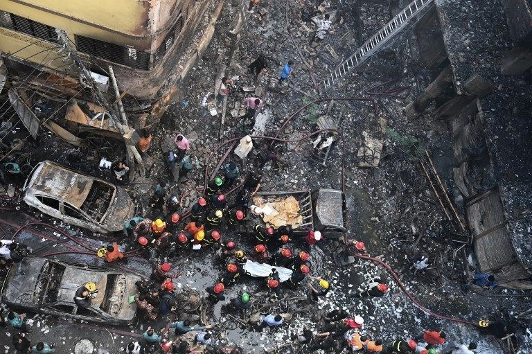 Bangladeş'te büyük yangın, 69 kişi hayatını kaybetti - 11