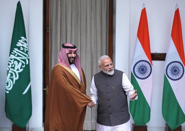 Dünya, bu sıra dışı karşılaşmayı konuşuyor - 20