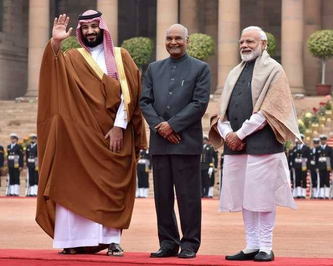 Dünya, bu sıra dışı karşılaşmayı konuşuyor - 34