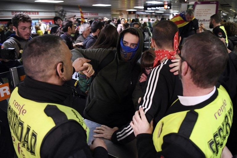 Katalonya'da liderler için büyük gösteri - 4