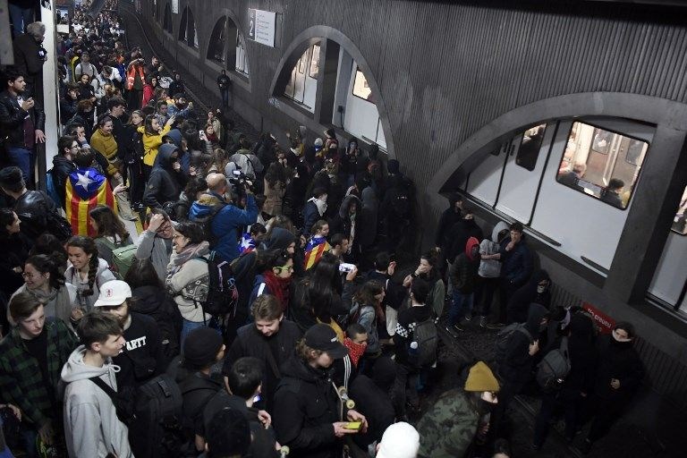 Katalonya'da liderler için büyük gösteri - 7
