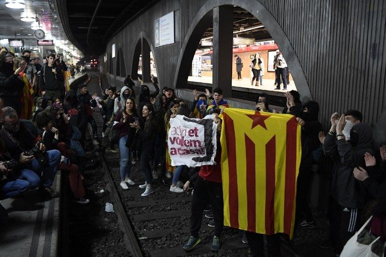 Katalonya'da liderler için büyük gösteri - 17