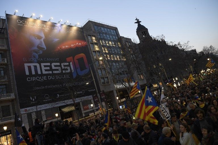 Katalonya'da liderler için büyük gösteri - 26