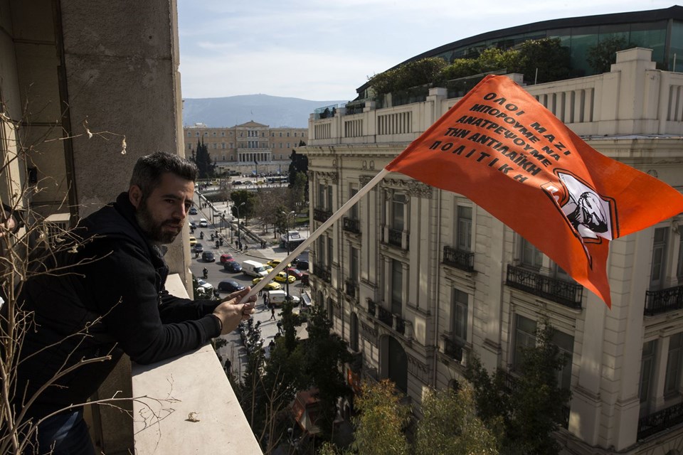 Göstericiler parlamentoyu bastı - 6