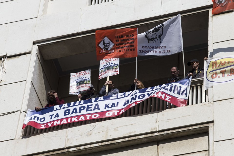 Göstericiler parlamentoyu bastı - 10