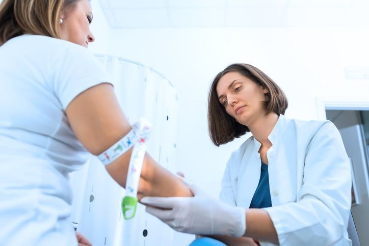 Saç dökülmesini neden olan 9 şey - 6