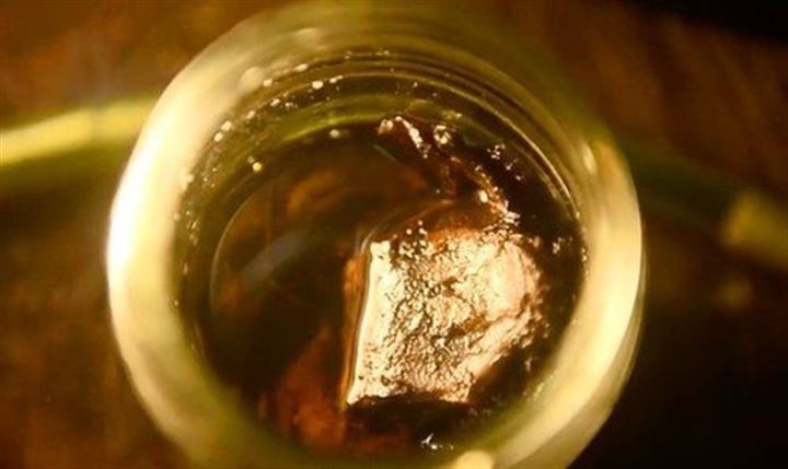 Mezarları açıp ölülerin diz kapaklarını çalıyor - 3