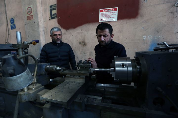 Samsunda makine ustası uçak motoru yaptı - 1