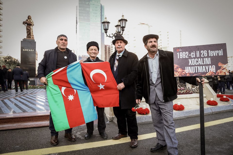 Hocalı katliamının kurbanları Ana Feryadı Anıtında anıldı - 16