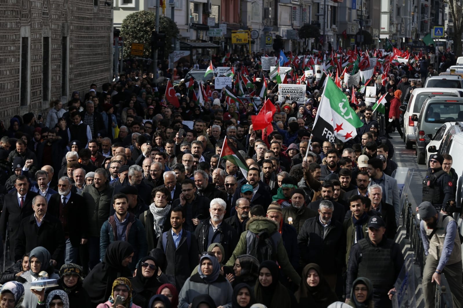 Filistinli kadınlar için 'Hepimiz Meryemiz' yürüşü - 900