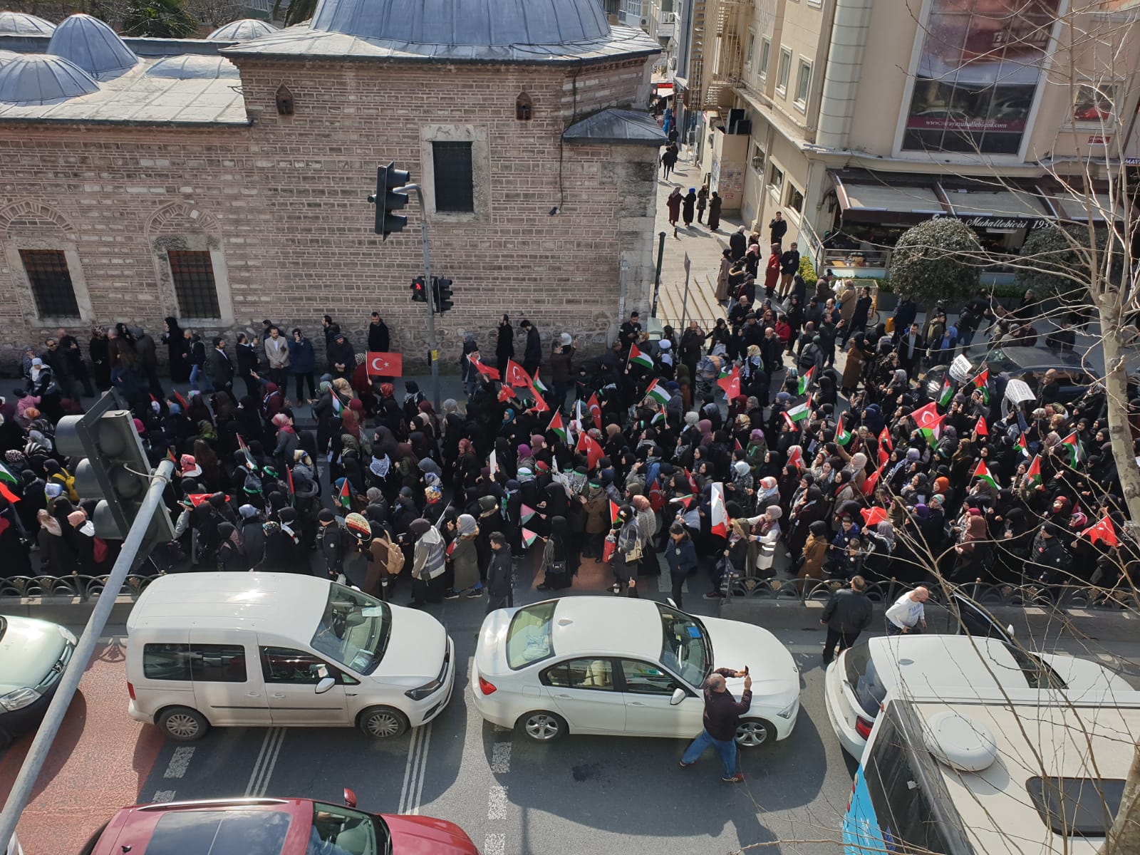 Filistinli kadınlar için 'Hepimiz Meryemiz' yürüşü - -1
