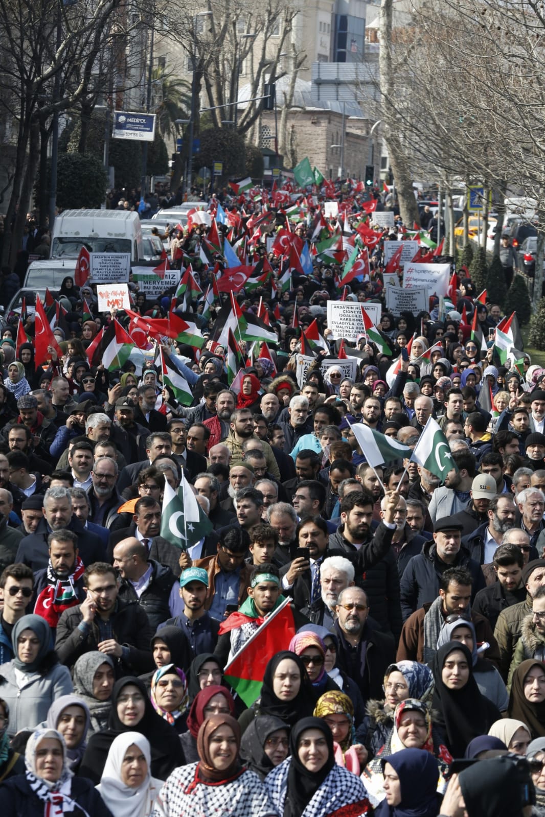 Filistinli kadınlar için 'Hepimiz Meryemiz' yürüşü - 80227