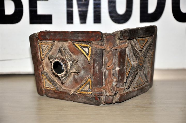 İbranice el yazmalı tarihi kitap ele geçirilid - 5