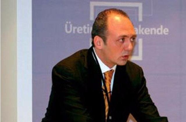 Türkiye'nin en zengin ismi değişti - 72