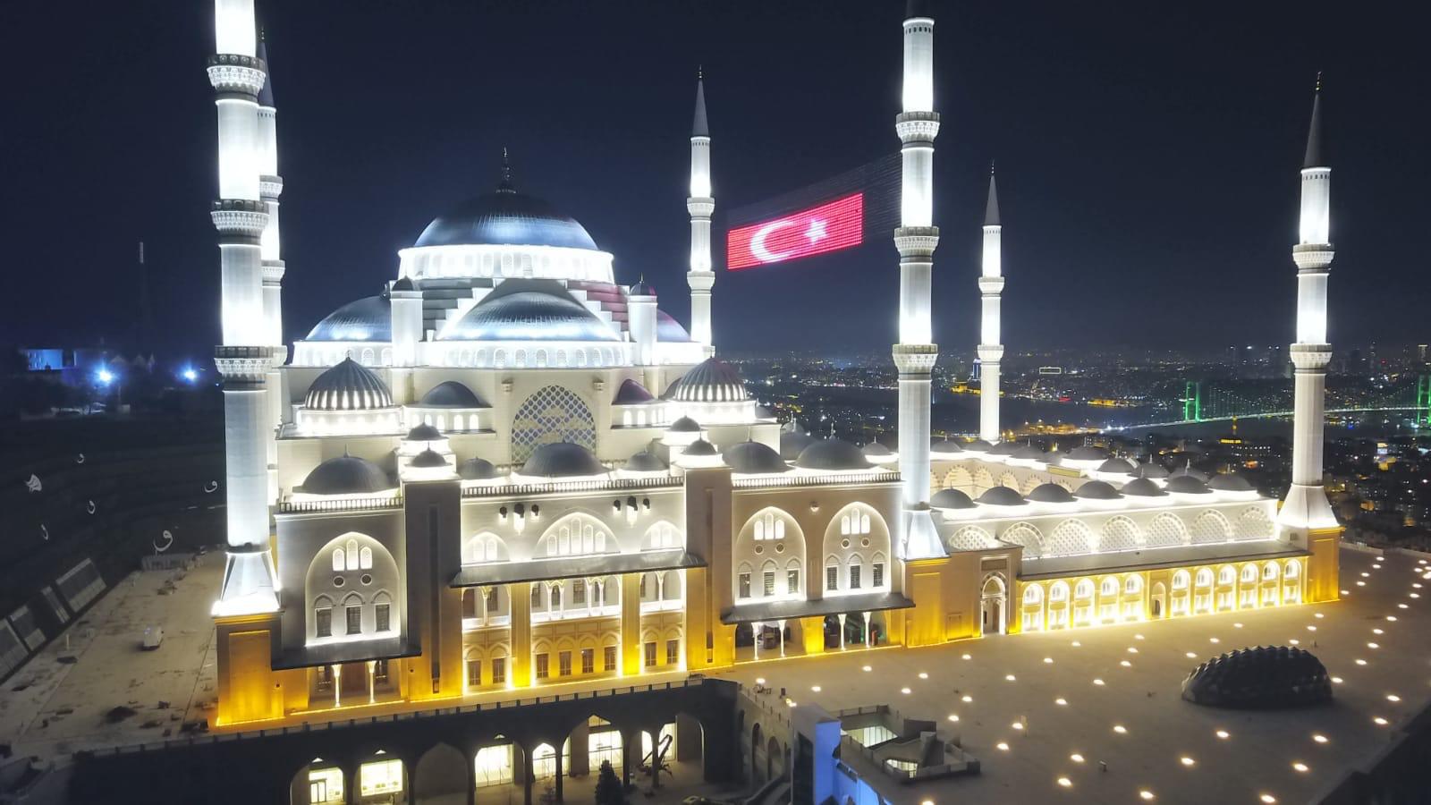 Çamlıca Camii Regaip Kandili'nde ibadete açılıyor - 1