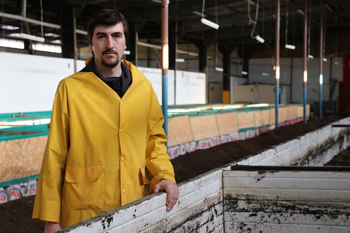 Memurluğu bırakıp solucan gübresi üreticisi oldu - 5