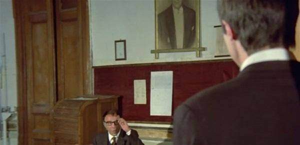 Filmlerin güldüren hataları - 6