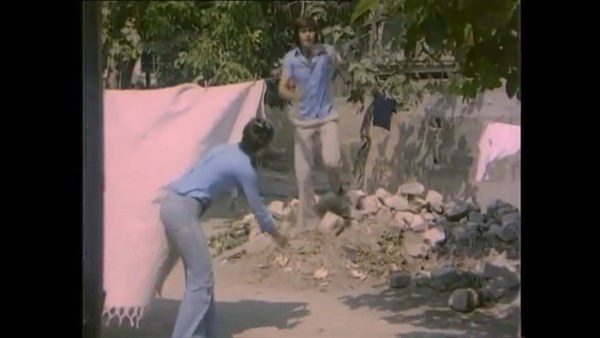 Filmlerin güldüren hataları - 42